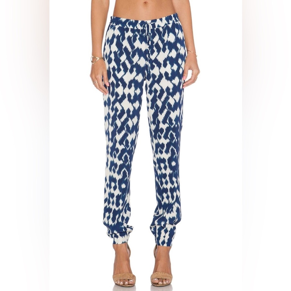 Vince Silk Royal Blue and White Ikat Patterned Jogger Pants NWOT